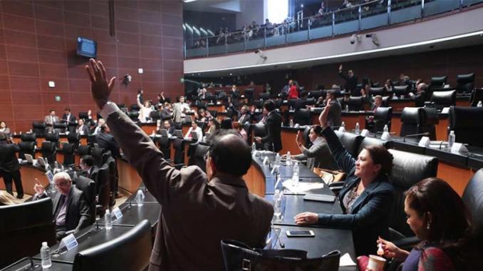 Senado exhorta a Peña a pedir indulto de Rubén Cárdenas . Noticias en tiempo real