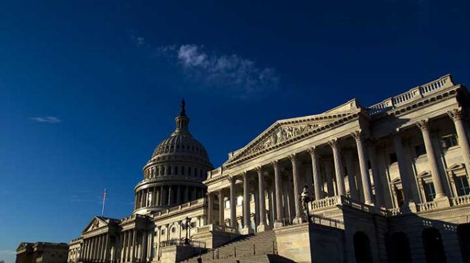 Senado de Estados Unidos aprueba Reforma Fiscal de Trump . Noticias en tiempo real