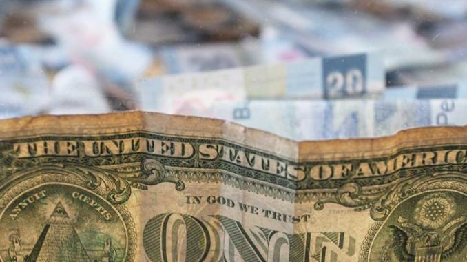 Imposición de aranceles de EU eleva el dólar hasta los $20.41. Noticias en tiempo real