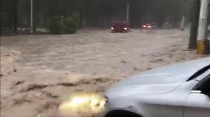 Impresionantes imágenes de la lluvia que inundó calles de Jalisco. Noticias en tiempo real
