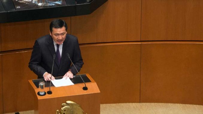 Eligen priistas a Osorio Chong como su líder en el Senado. Noticias en tiempo real