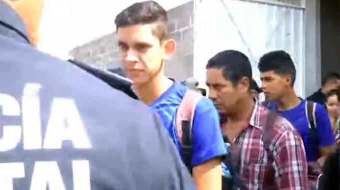 Rescatan a 230 migrantes hacinados en casa de Ecatepec. Noticias en tiempo real