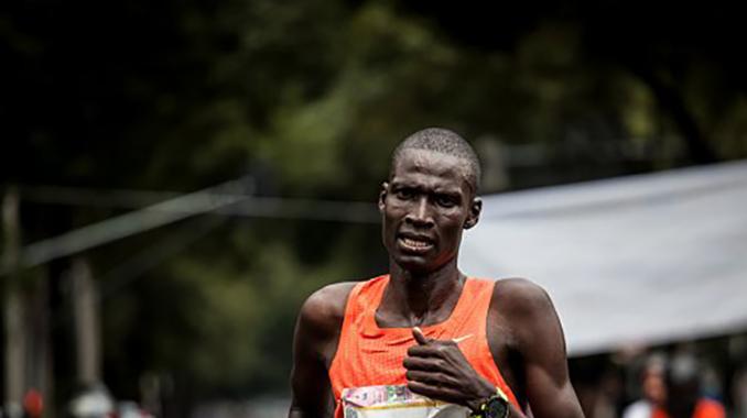 Titus Ekiru y Woda Temesgen conquistan Maratón CDMX. Noticias en tiempo real