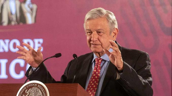 López Obrador se reúne con el SNTE. Noticias en tiempo real